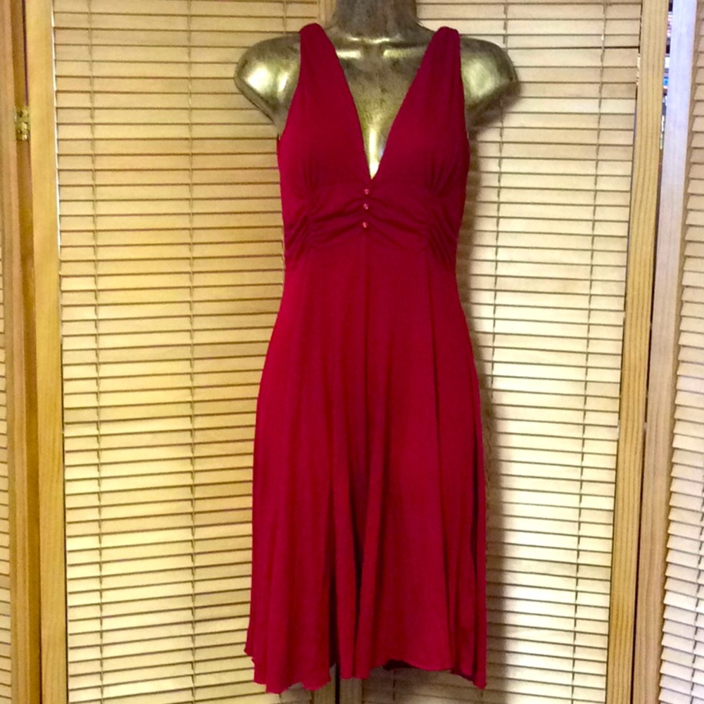 🐞 Sleeveless Bright Red Tank Top Midi Dress